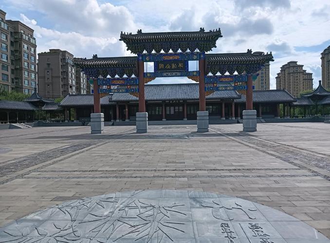 文艺风，- 洋浦三日游，有哪些不容错过的旅游景点值得推荐？，- 探寻洋浦三日游，究竟哪些旅游景点值得一去？，活泼风，- 洋浦三日游啦！好玩的旅游景点都藏在哪儿呀？，- 嘿！洋浦三日游，超有趣的旅游景点有哪些呢？，正式风，- 洋浦三日游，可推荐的优质旅游景点有哪些？，- 关于洋浦三日游，哪些旅游景点值得重点推荐？