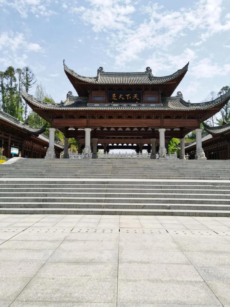 大足旅游景点哪里好玩的
