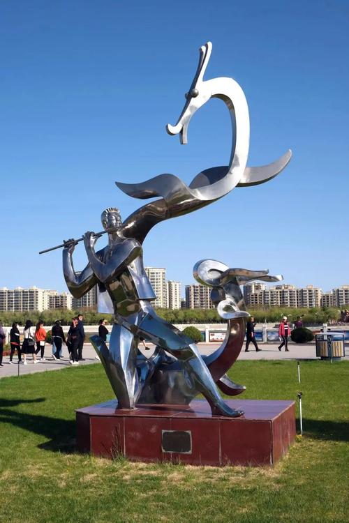 中国最佳旅游城市雕塑图片