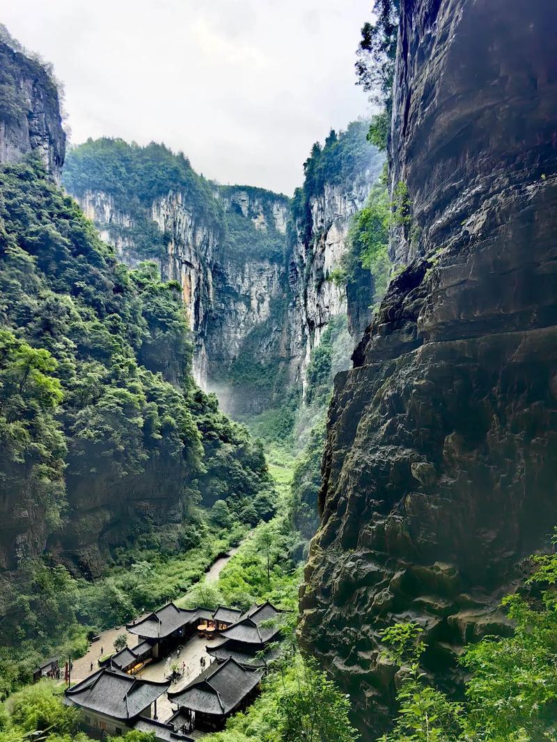 武隆旅游景点哪里好玩的