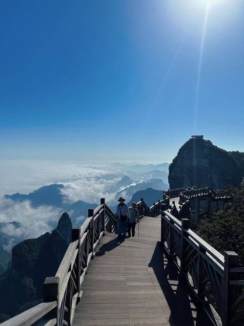 现在旅游景点哪里好玩一点