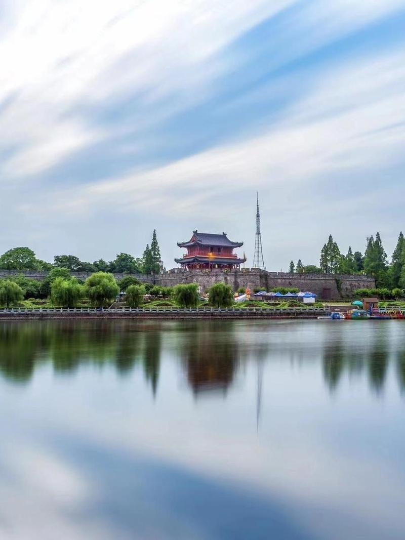 荆州市旅游景点哪里好玩的